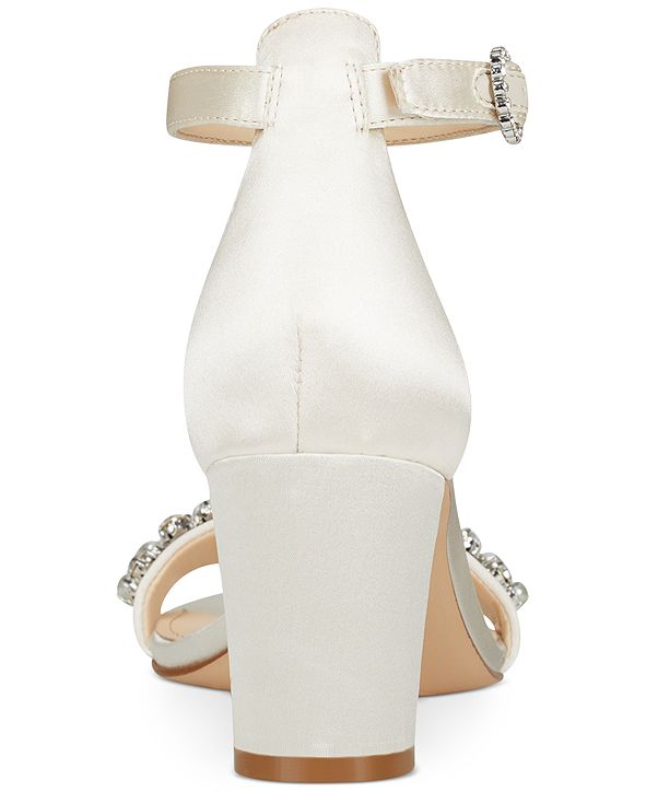 nine west x neil lane women's always pumps