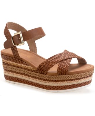 cream low wedge sandals