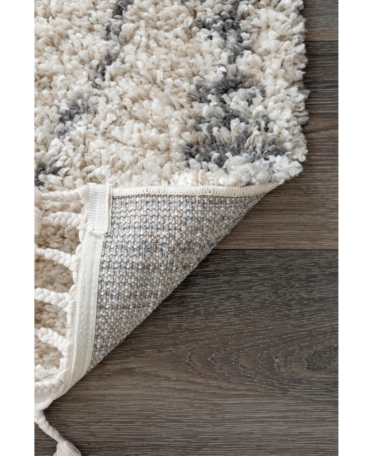 nuLoom Ellis Selah DiamondArea Rug - Beige