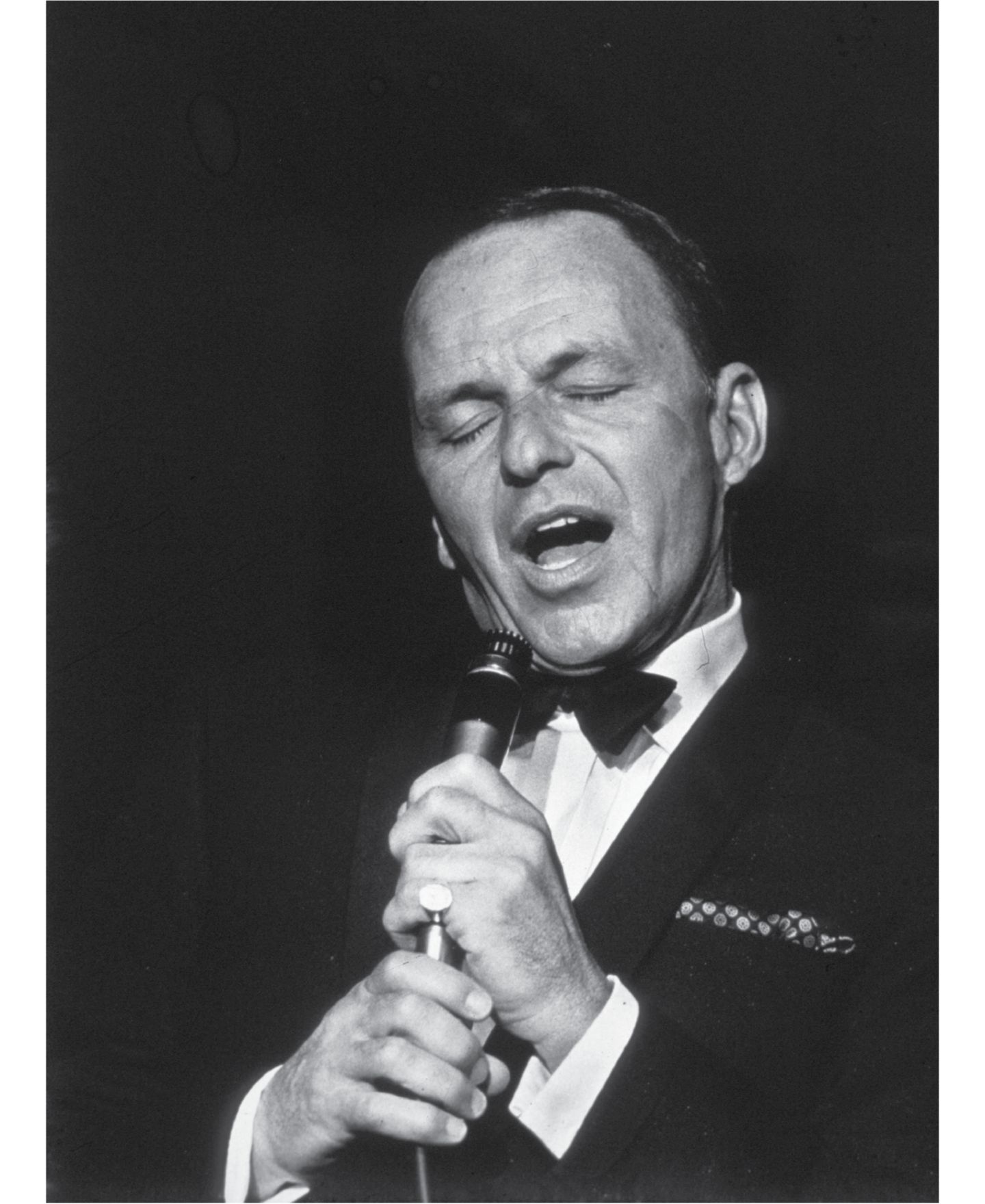 Мужские часы Bulova Frank Sinatra My Way Black Leather Strap Watch 29.5 x 47mm — фото 14