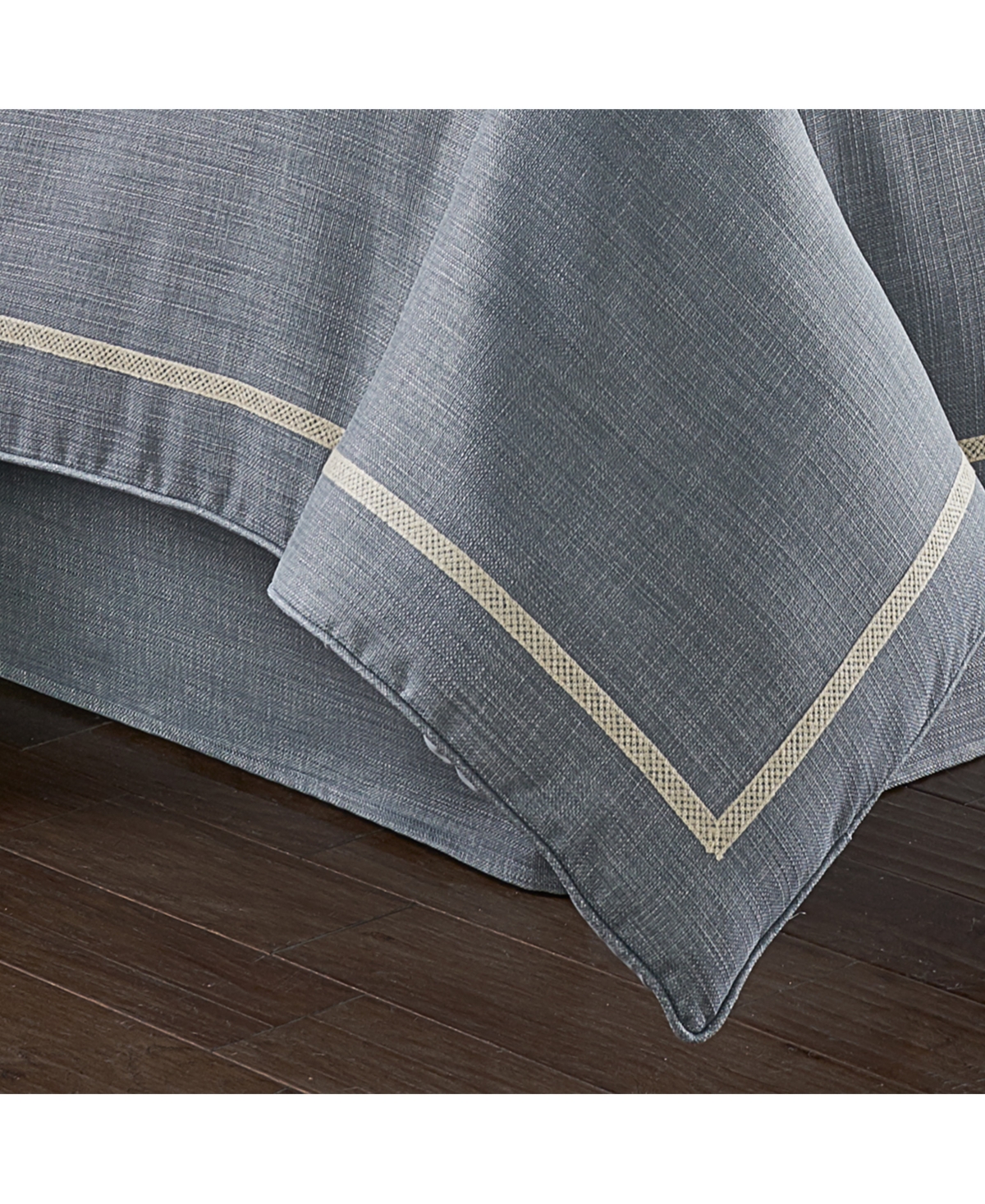 J Queen New York Aurora 4-Pc. Comforter Set,