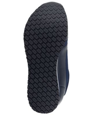 McKinley Women's Slip Resistant Oxfords