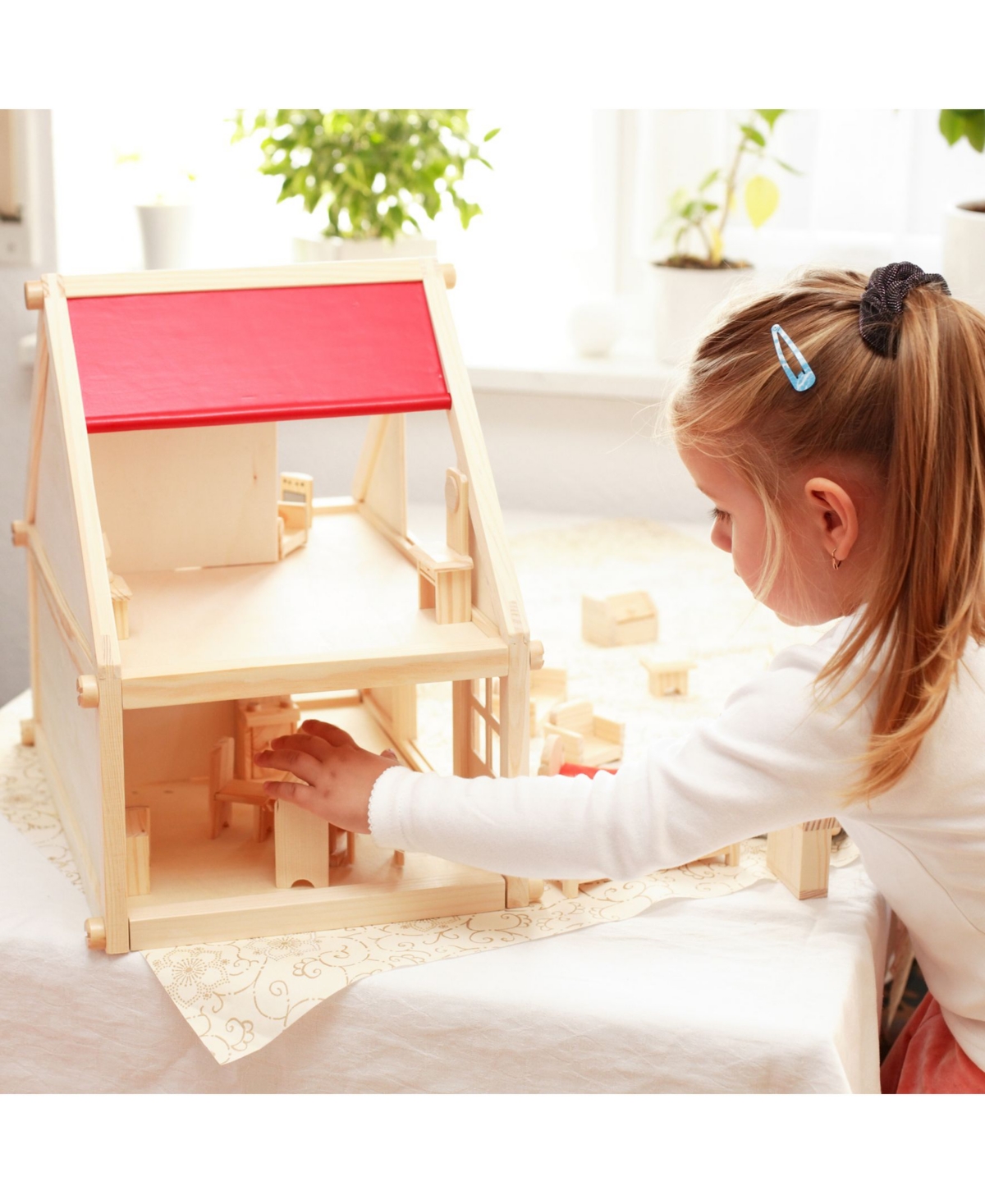 Shop Trademark Global Hey Play Dollhouse For Kids In Multi