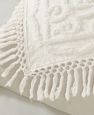 Laetitia Medallion Fringe 2-Pc. Quilt Set, Twin/Twin XL