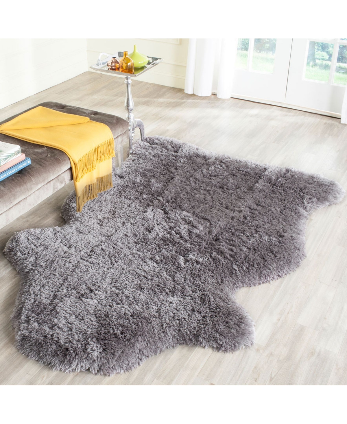 Safavieh Arctic Shag Sg270 Gray 4' X 6' Area Rug