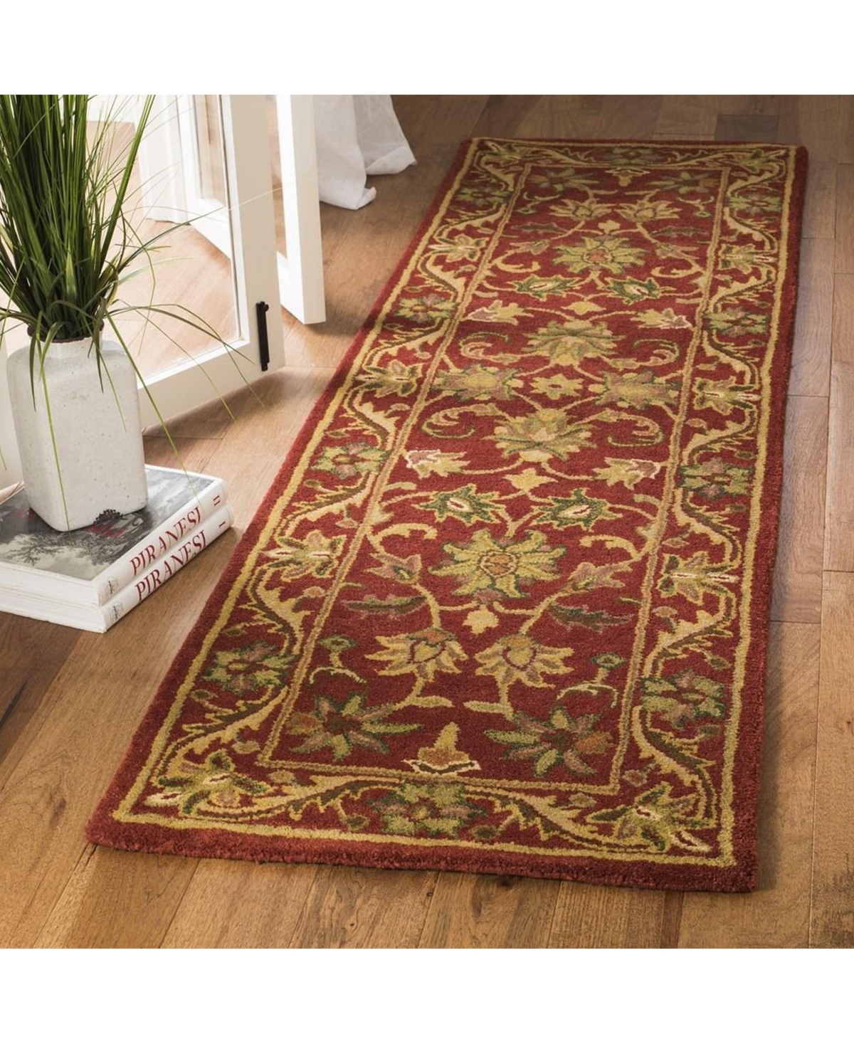 Safavieh Antiquity At52Area Rug - Red