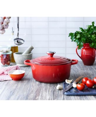Signature Enameled Cast Iron 5.5 Qt. Round Dutch Oven