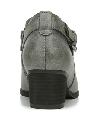 naturalizer shooties