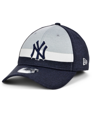 New Era New York Yankees Youth Striped Shadow Tech 39THIRTY Cap