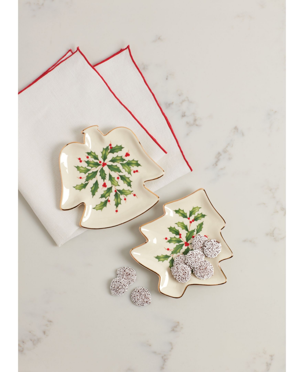 Lenox Hosting The Holidays Tree Plate In Red  Green And Ivory