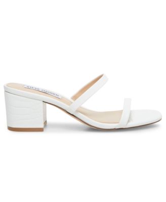 issy clear steve madden
