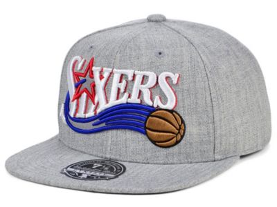 Mitchell & Ness Philadelphia 76ers Hardwood Classic Team Heather Fitted ...