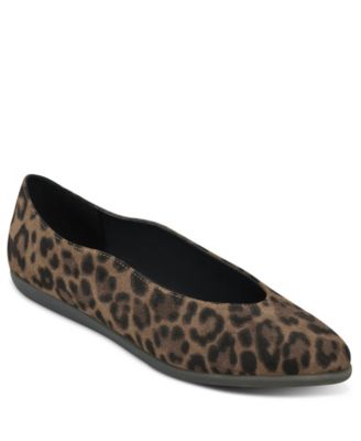 leopard flats size 10
