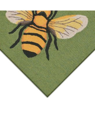 Frontporch Bee Green 2'6" x 4' Outdoor Area Rug