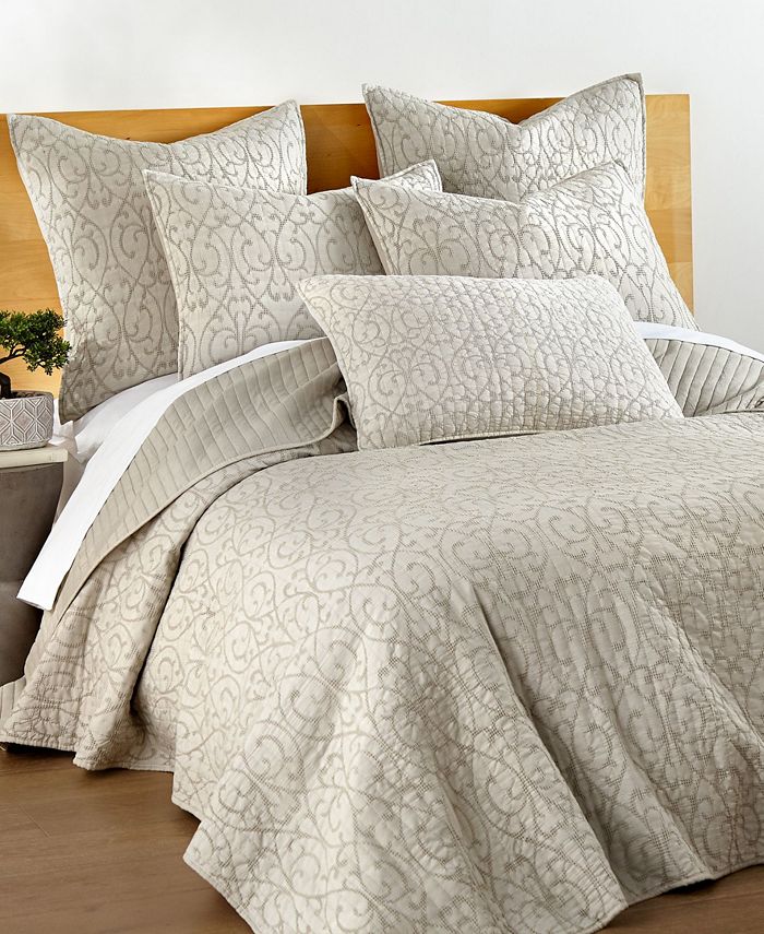 Homthreads Beckett Quilt Set, Full/Queen Macy's