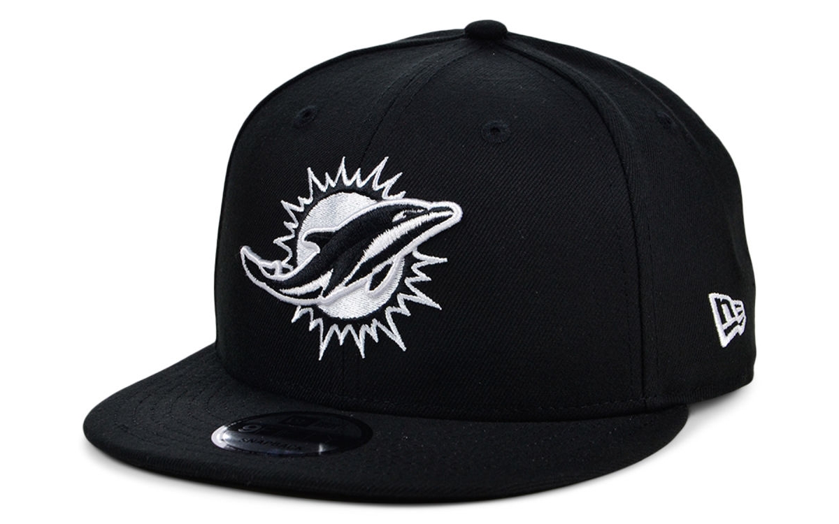New Era Miami Dolphins Basic Fashion 9fifty Snapback Cap In Black,white