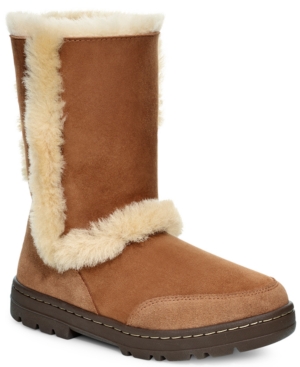 image of Ugg Sundance Short Ii Booties