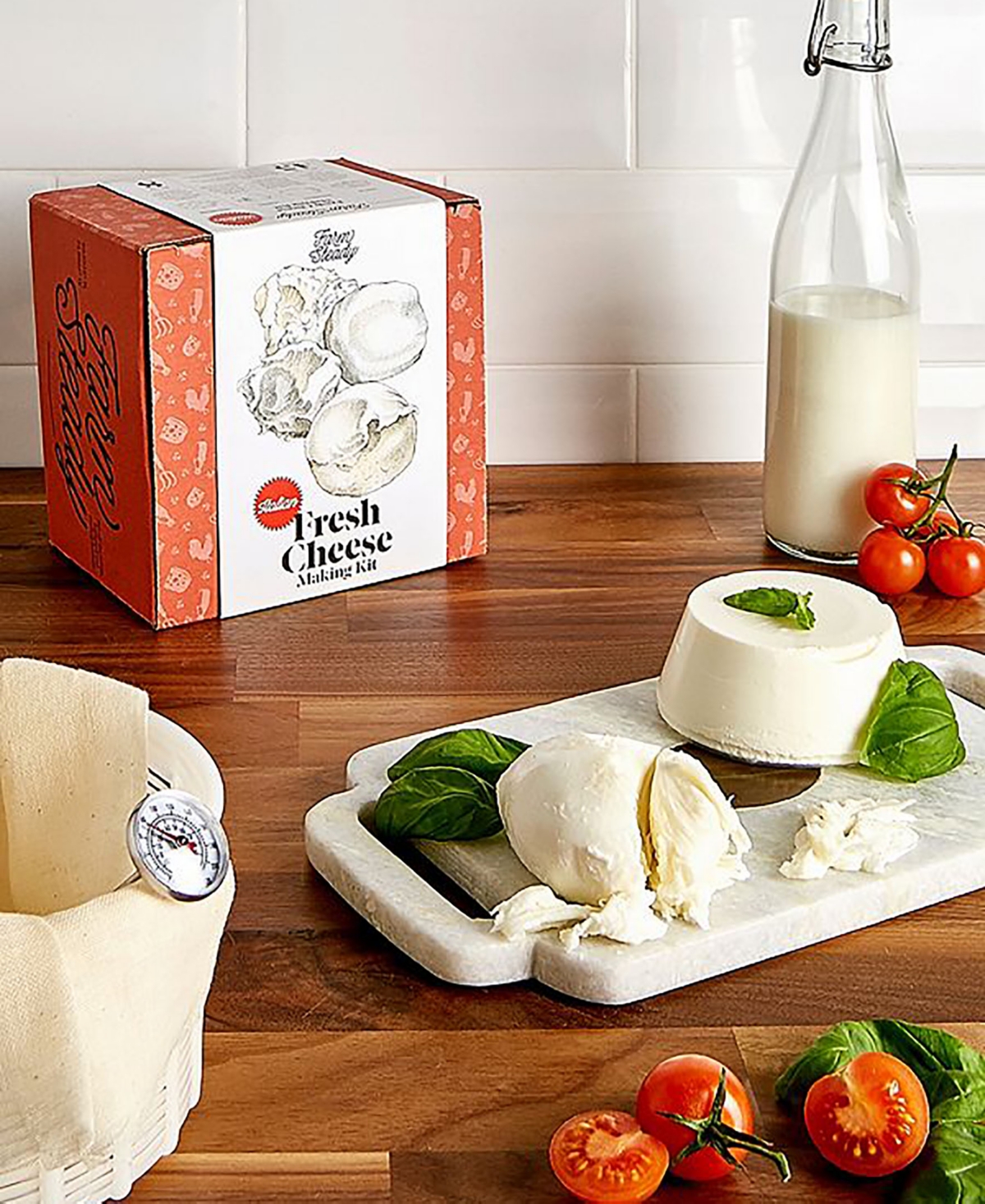Brooklyn Brew Shop Italian Fresh Cheese-making Kit In Red