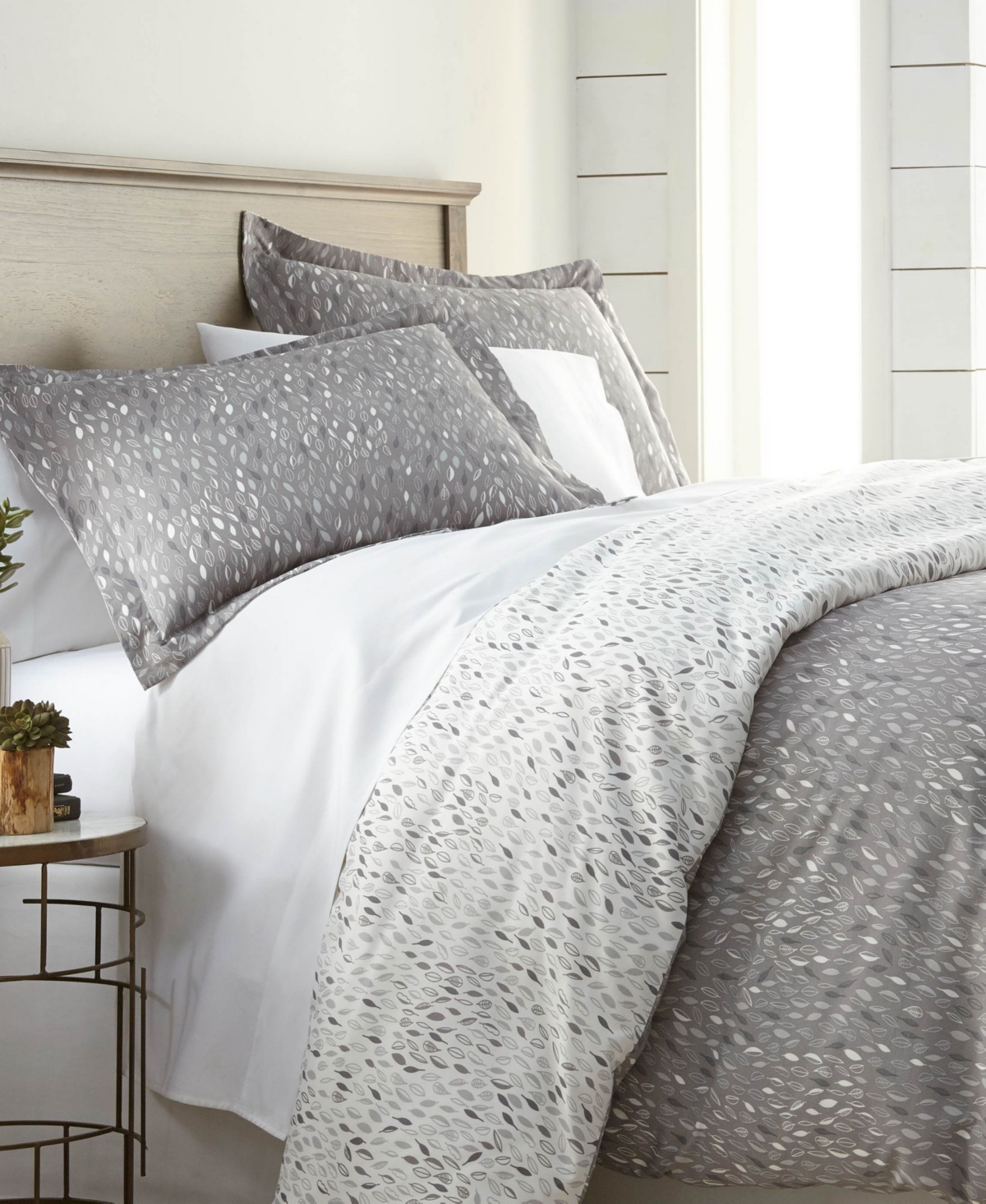 Premium Ultra Soft Botanical Printed 3 Piece Comforter and Sham Set,