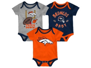 Outerstuff Denver Broncos Newborn Champ 3 Piece Set
