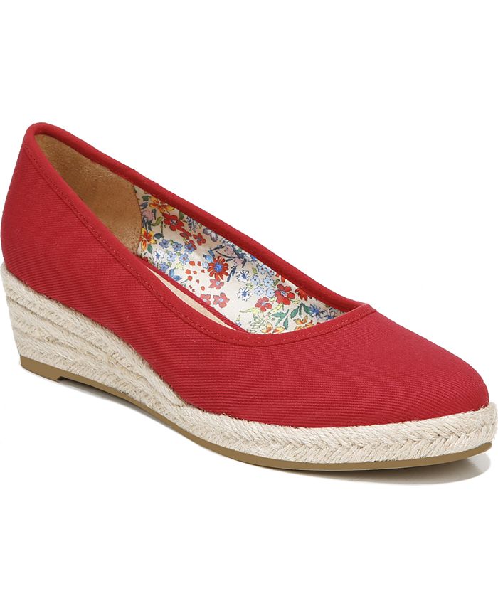 lifestride karma women's espadrille wedges