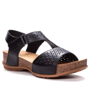 Propet Women's Phoebe Sandals Women's Shoes