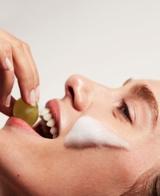 Vinoclean Instant Foaming Cleanser, 5-oz.