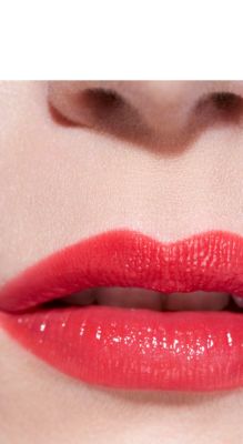 ROUGE COCO FLASH Hydrating Vibrant Shine Lip Color Lipstick