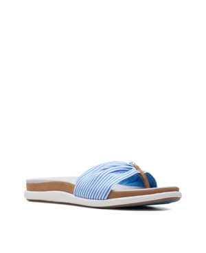 Clarks Women's Cloudsteppers Eliza June Sandals Women's Shoes