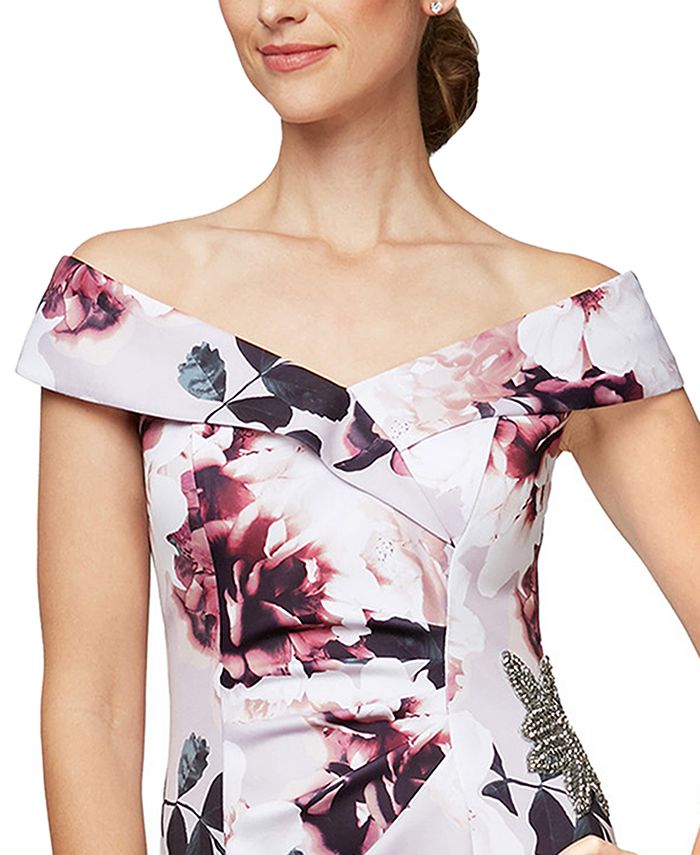 Alex Evenings Scoop Neck Key Hole Pleated Front Embellished Waist Stretch Crepe Dress (Plus Size)