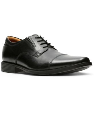 clarks dress shoes