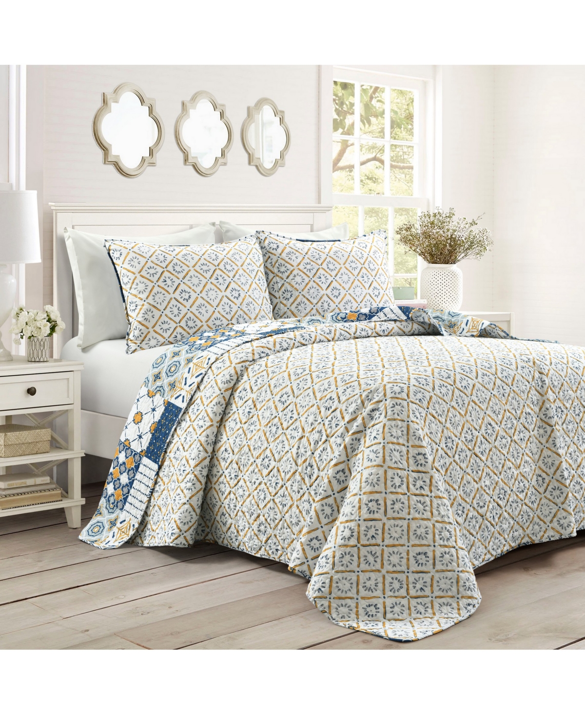 Lush Decor Monique Reversible 3 Piece Quilt Set, Full/queen In Navy,mustard