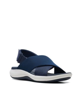 clarks navy cloudsteppers