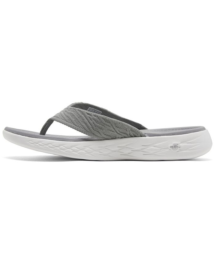 Skechers Women's On The Go 600 Sunny Athletic Flip Flop Thong