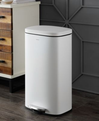 Curtis Step-Open Trash Can