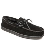 Macy's minnetonka moccasins store