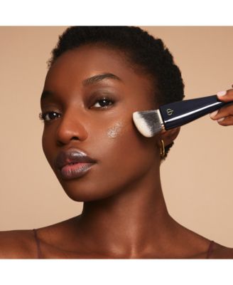 Radiant Fluid Foundation Natural SPF 25