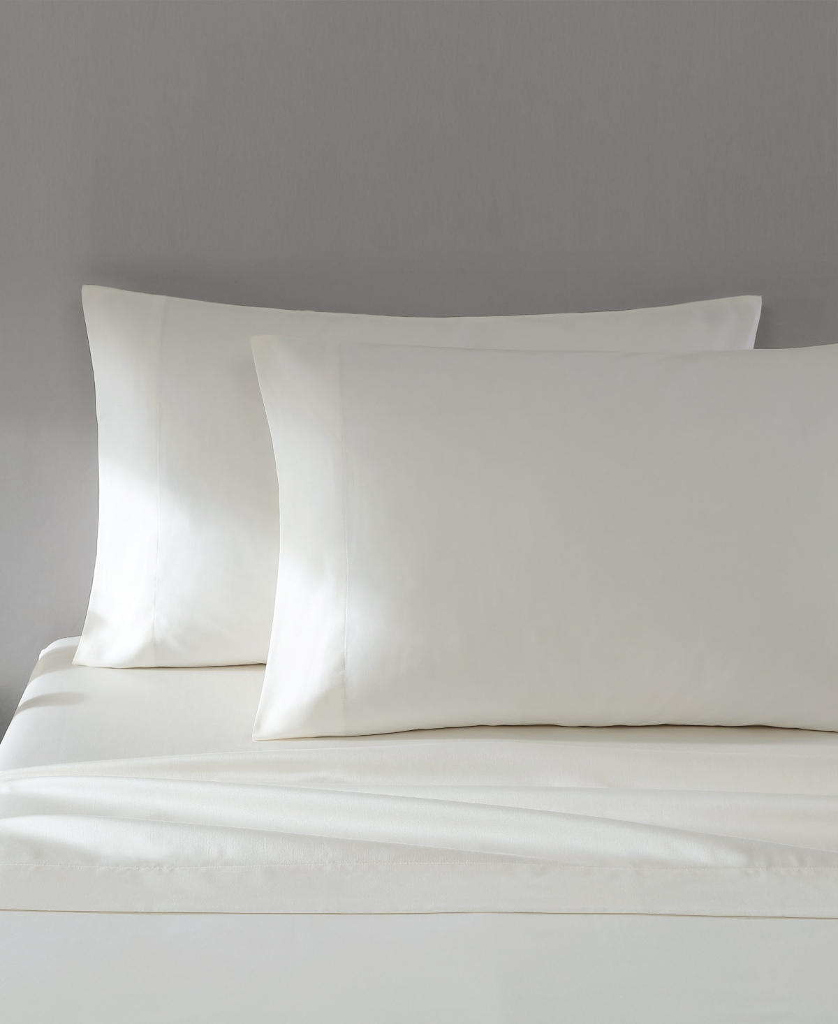 Vera Wang Solid 800 Thread Count Cotton Sateen 4 Piece Sheet Set, King In Ivory