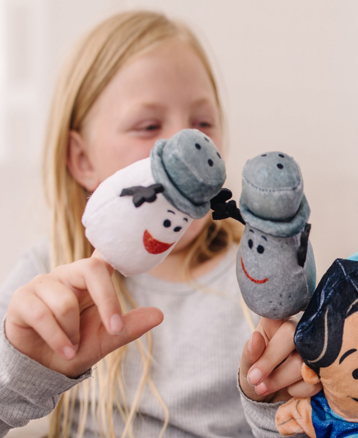 Melissa & Doug Blues Clues You Hand Finger Puppets, Set Of 5 In Multi