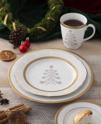 Charlotta Gold Set of 4 Holiday Tree Accent Plates, 9"