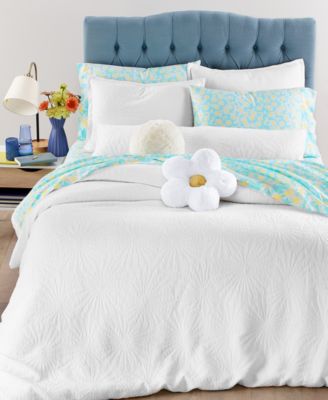 Whim by Martha Stewart - Daisy Matelasse 2-Pc. Twin Comforter Set