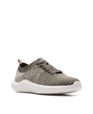 clarks cloud stepper sneakers