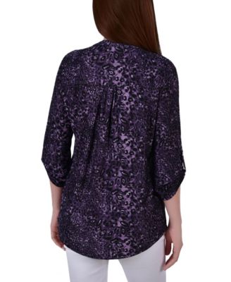 Women's 3/4 Roll Tab Sleeve Y-neck Top