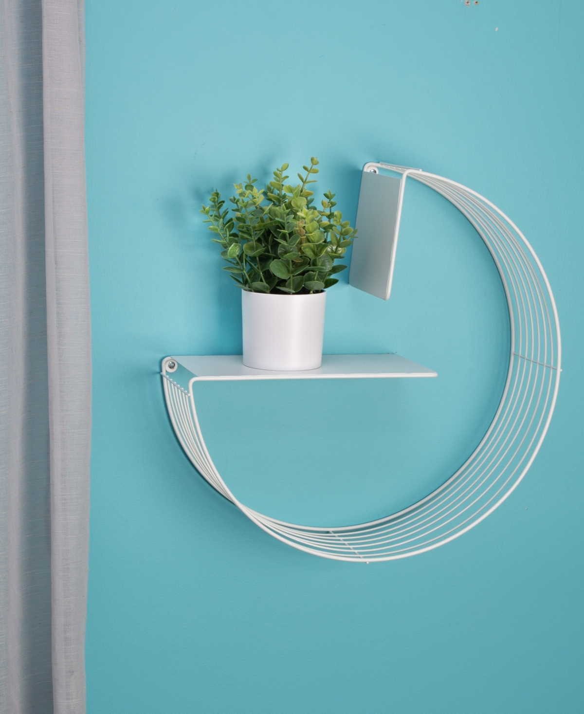 Honey Can Do Floating Circular Decorative Metal Wall Shelf In White