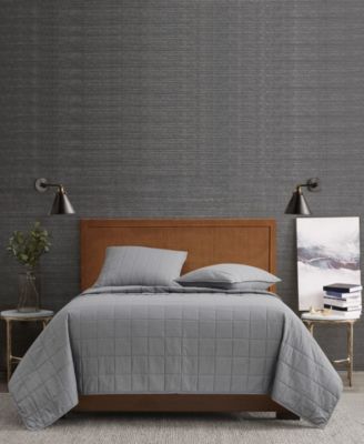 Solid 3 Piece Quilt Set, King