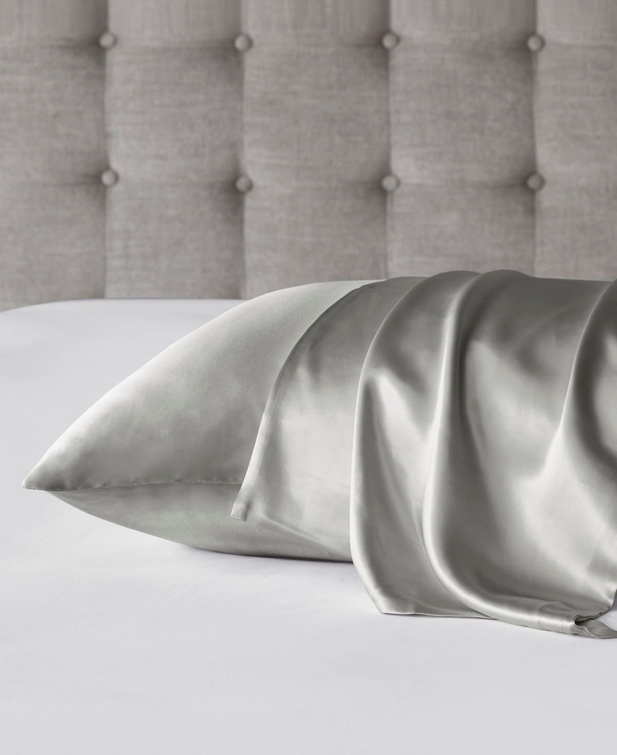 Madison Park 25-Momme Mulberry Silk Pillowcase