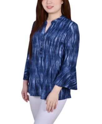 Petite 3/4 Bell Sleeve Printed Pleat Front Y-neck Top