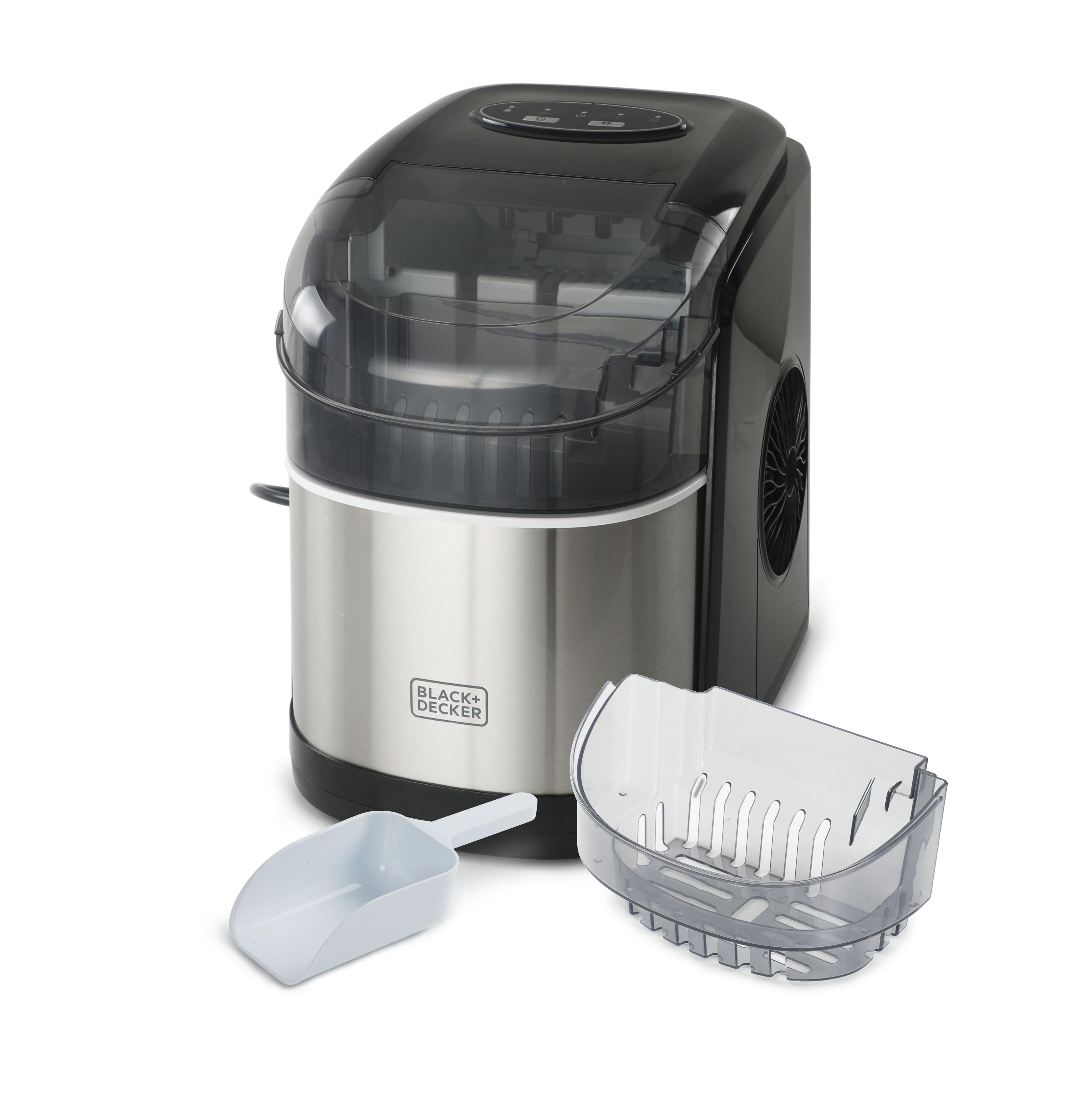 Black & Decker 26 lbs Capacity Ice Maker
