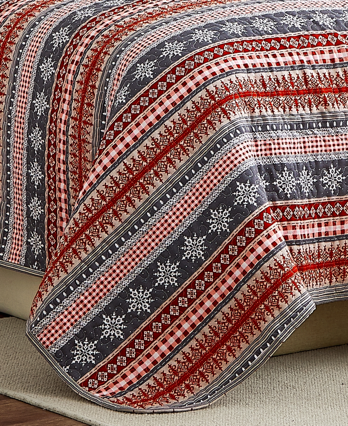 Southshore Fine Linens Cozy Cottage Holiday Reversible 6 Piece Quilt Set,