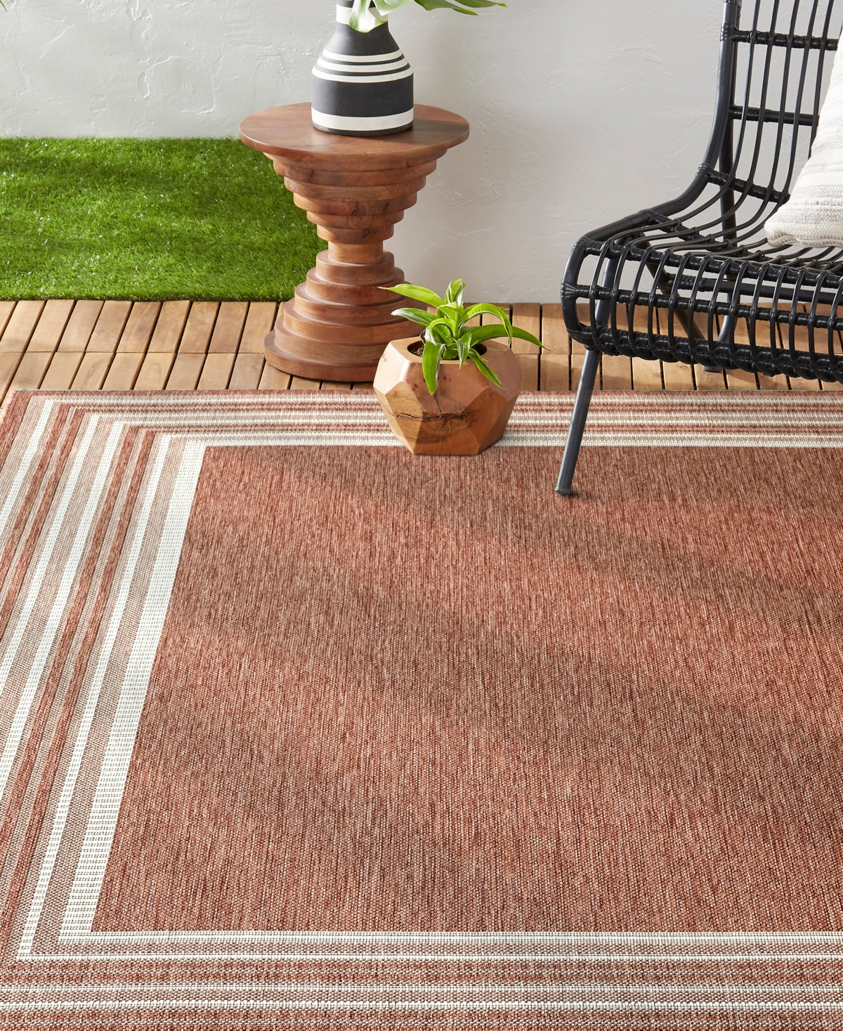 Nicole Miller Patio Country Layla 7'2